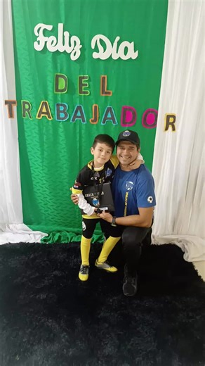 Feliz cumpleaños hijito del Alma Te Amo...