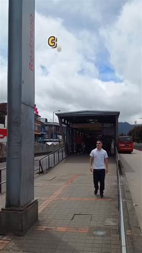 * *Óptica Mundo Visual* . Es una empresa colombiana, abierta al público hace 10 años en la industria con sede principal en Bogotá, líderes en encontrar la mejor solución a la salud visual de nuestros clientes | Mundo visual