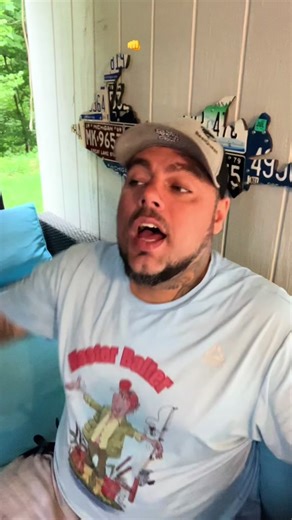 #CapCut #chrimsan #foryoupage #foryou #musica #songs #singing #addiction #recovery #addict #sobriety #stayclean #askforhelp this is a song im working on what should i end with.