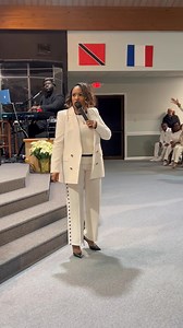18K views · 761 reactions | Ladies!!!There’s more to life than just getting a man! It’s soo easy to become consumed with wanting to be in a relationship that we place more value on that than we do wanting a relationship with GOD! Teaching women how to become bosses and how to be married is trendy but let’s teach women how to be OILY!! (Anointed by GOD to do things you can’t naturally do)I’ll take the OIL any day! | Shavon Smith | Facebook
