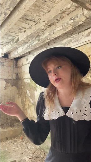 A Lady Detective in the 1940s #historicalmemes #historyhumor