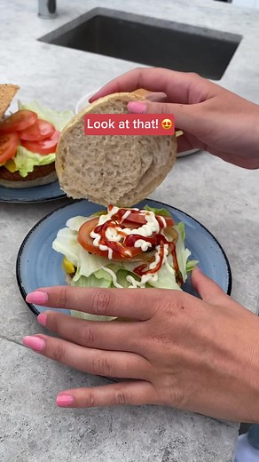 Delicious Plant-Based Burger Recipe