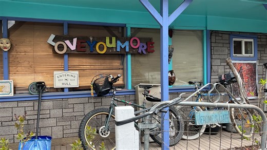 City of Aspen goes after iconic decades-old home for signs on property