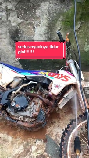 Cleaning Tips for Trail Enduro Enthusiasts