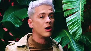 Chung Ha Takes K-Pop Global With Breezy Spanish Track, 'Demente'