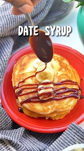 Date Syrup is a good replacement for sugar and easy to make at home! Where all my people that love dates? This goes good in baking, smoothies and whatever makes you happy! #Dates #syrup | Turnip Vegan