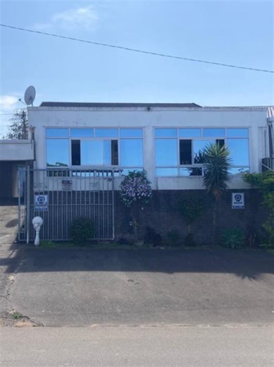 3 Bedroom House for Sale in Crossmoor for R 1,470,000