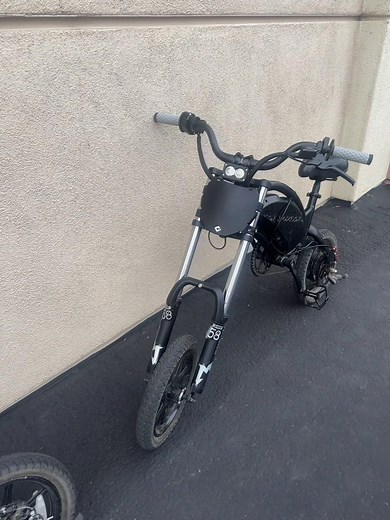 Name a cleaner jetson Those are real bombers Surron throttle and Baja are tuff #jetson#ebike #viral#wheelie#clean @jaren🏈✝️