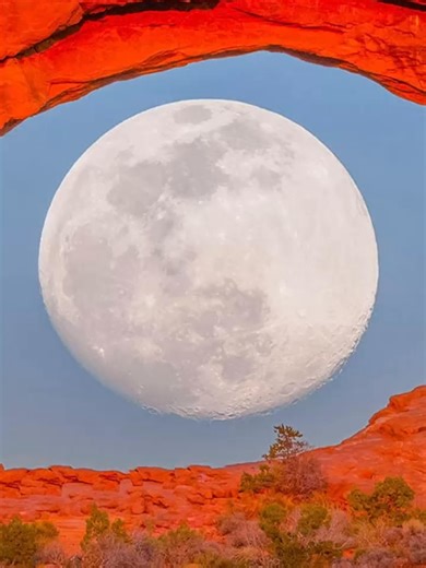La Luna: ¿Satélite Artificial o Natural?