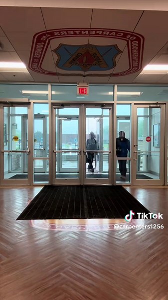 Understanding Apprentice Work Hours and Routines