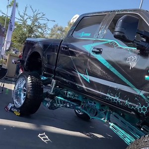 Six horns on this beast! @dfx.james #s6 #sema #flashback #hornblasters | HornBlasters.com