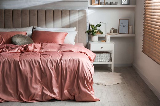 The Difference Between Satin and Silk Sheets—and the Pros and Cons of Both