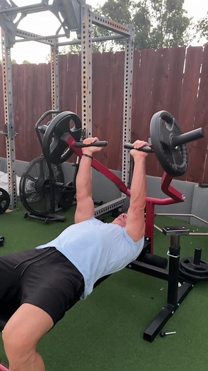 I highly recommend you get this if your building a #homegym #fitness #chest #benchpress @GMWD_Fitness