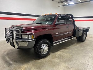 2000 Dodge Ram 3500. 5 speed manual transmission! 5.9L Cummins turbo diesel, 71,000 original miles!