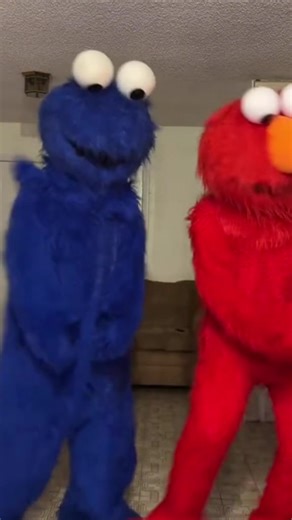 Elmo's World: Cool Monster Cookies