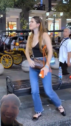 beautiful girl Pranks on the public #laugher #funny #prank #dontlaught #comedy #trending
