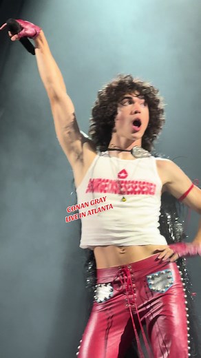 Conan Gray Live in Atlanta 2024: Bourgeoisieses Performance Clip