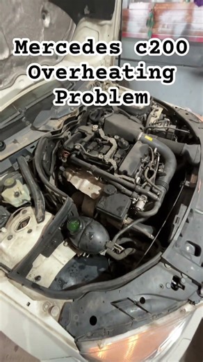 Mercedes c200 petrol overheating problem || Mercedes water pump replacement #mercedes #workshop