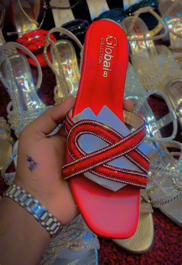 Explore the New Jel Soul Flat Heel Chapple Collection