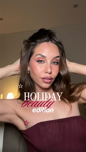 MELINA BUDEK on Instagram: "holiday beauty edition ⭐️ Este fue mi MAKEUP para navidad en tonos burgundy así que se los debía, fue el más votado en el canal 💌 Que opinamos? Si quieren saber de algún producto me cuentan :) #holidaybeautyedition #makeuptutorial #burgundymakeup #eyemakeup #maquillaje"