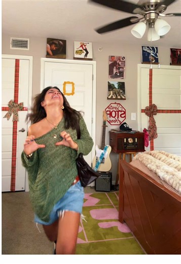 Unironically Loving Maroon 5: Style Inspiration