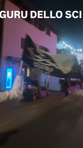 guru dello sci on Instagram: "Il Guru dice: Domani l’11 alle 11.30 Super punto G maschile, io e il Cigno siamo carichi a 1.000🤩💪🏻🔥🚀 Voi?????"