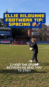 31K views · 4K reactions | How @elliekildunne beats more defenders… 勞 It was fascinating to hear Ellie breakdown her footwork thoughts and give some insight on how she rose to world player of the year!  It’s interesting to hear how she sees the game and turns that into her point of difference on the field…  Follow for more insight! 欄 #elliekildunne #leveluprugby #rugbystep | Level Up Rugby | Facebook