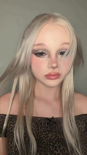 Cheetah Makeup Tutorial: Easy Leopard Print Face Art