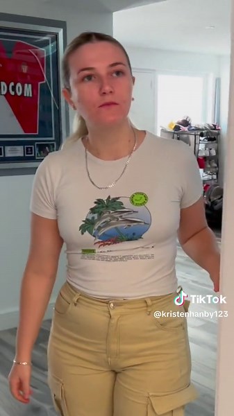 They decorated her new room 😂 | room decor