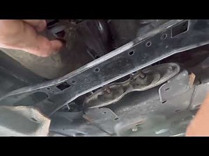 Replace (removing) 16 Ford Fusion 2.5L catalytic converter/exhaust manifold.