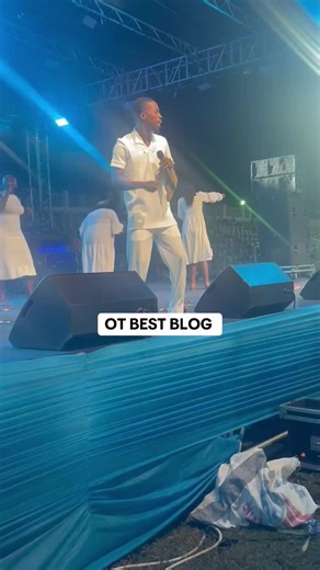 Min. Seth setting the atmosphere on fire at UNITY ANNUAL THANKSGIVING SERVICE happening live now. #UnityAnnualThanksgiving2025 Host : Hon. Dr. Kwame Kyei Baffour Venue: Abrenkese Ksi. #OTBESTBLOG @BESORAH HUB OFFICIAL #LiveUpdate #GospelBlogger #KumasiGhana #MoreViews