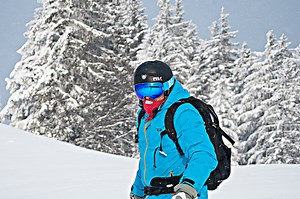 5 Best Wireless Ski Helmet Headphones in 2023 - newtoski