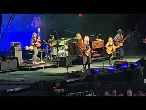 Sheryl Crow - The First Cut Is The Deepest