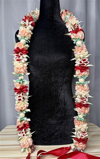 Pua Drape Lei– Handmade Graduation Hawaiian Lei 60 Inches (customizable Color and Length) - Etsy