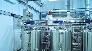 Dairy food processing industry. System for pumping liquids milk for the food industry
