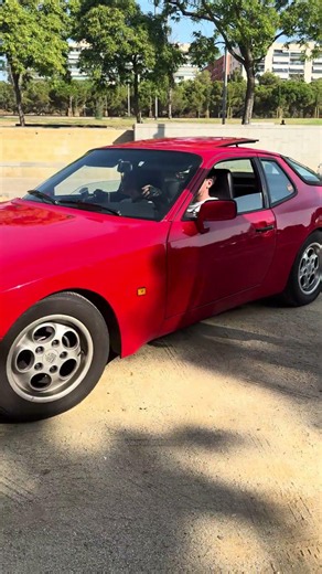 🏁🚗 El Porsche 944, el deportivo clásico que marcó los años 80