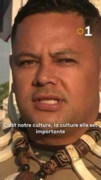 Haka takes center stage on the Champs-Élysées