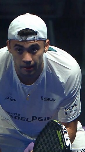 Leo, Leo, Leo… 😏😏 🔴 LIVE NOW 📺 Watch for free via @redbull TV and broadcast partners 📊 Livescore & results on the official Premier Padel app on iOS and Android #PremierPadel #DubaiPremierPadelP1 | Premier Padel
