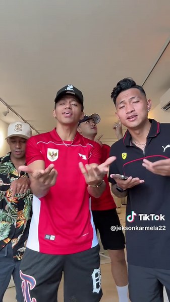 Cultural Experiences in Malaysia with KKAjhe