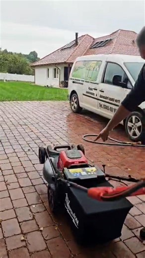 84 reactions · 3 comments | Prima tundere după 4 săptămâni de la însămânțare (Festuca Arundinacea specie predominanta) Întreținerea mașinii de tuns iarbă | Charlye Veteix | Facebook