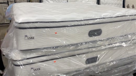 Aloe Vera. Bamboo. Cooling Gel. Organic Cotton. Sound like a spa menu? Nope, just the mattresses we’re auctioning off at this showroom closeout on Wed, October 22nd. From Weston Heavenly Beds to Pure Energy Sleep Systems, every mattress and box spring combo is up for grabs—including King and Queen sizes, memory foam, split frames, and heat-regulating models. Plus: pillows, protectors, frames, and full sleep setups. All commercial-grade. All to the highest bidder. Auction: Wed, October 22nd | 9:3