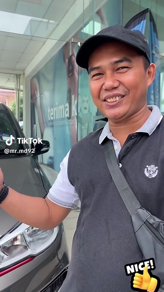 Selesai udah deliver sebuah Saga Premium S nuju owner ya saritu🥳🥳 Syukur Alhamdulilah,Enti kita ka baka ya, klik aja link wasap bk gambar atau ke bk baruh tu gaiss😁 #newcar #newcomitmentunlock😁 #onthisday #SagaPremiumS #fypシ゚viral @Helmi Lamat