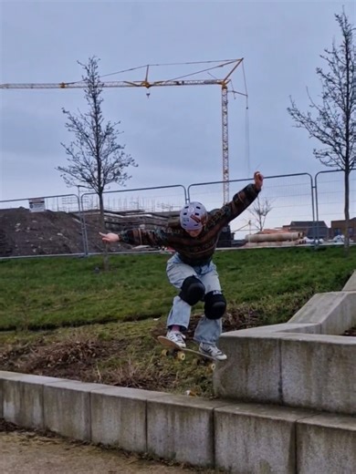 Overcoming Fear: My Skateboarding Drop Attempt