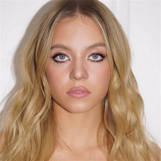 #valeriamazza #sydneysweeney #bpedit #looksmax #.models #.targetaudience #.2000s #.90s #.trending #.foryoupage #.viral #.goviral #.beauty #.lookism #mogged