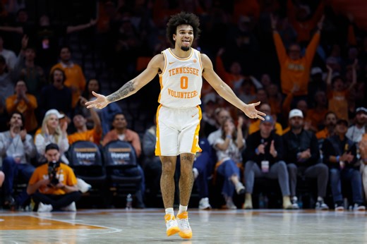 Gillespie’s Record Night Fuels Tennessee Win Over Oklahoma