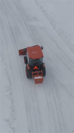 5.3K views · 114 reactions | Because sometimes snow needs a little push in the right direction... #KubotaCountry #KubotaUSA #Kubota #KubotaTractor #SnowRemoval | Kubota Tractor Corporation | Facebook