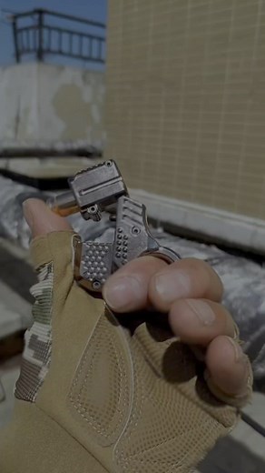 A keychain that can simulate shooting #keychain #toys #StressRelief #losangeles #miami #newyork #florida #ohio #alabama #arizona #arkansas | Latest Science Updates