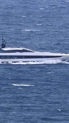 Rare capture at sea! Beautiful Mangusta Superyacht by Miami Beach, Florida 😎 Looking for your perfect Yacht? Visit YachtWay.com — the world’s most modern yacht listing platform. Explore select yachts in full 3D, as if you were onboard! Your Yacht. Your Way. YachtWay 📷: YachtWay Hub #yachting #yacht #yachtlife #sailing #yachts #superyacht #boat #boating #luxury #boatlife #boats #luxuryyacht #yachtdesign #yachtcharter #sea #luxurylifestyle #yachtworld #megayacht #yachtlifestyle #motoryacht #supe