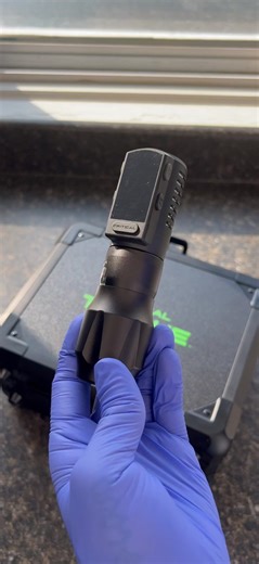 I was sent the critical torque tattoo machine by @Kingpin_Tattoo_Supply to do a review. This tattoo machine is battery powered or RCA powered. It seems like a quality machine and im excited to tattoo with it for the first time! #tattooartistsoftiktok #tattoomachine #tattoo #tattootiktok #tattoos