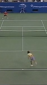 Gustavo Kuerten on Instagram: "#tbt #usopen #2001 #grandslam 💪🏻🎾"